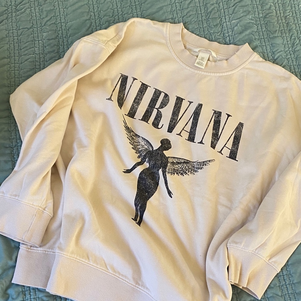 H&M Beige Ribbed Knit Sweater - Picture 3 of 3